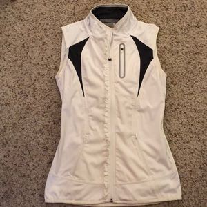 Athleta White Vest, size XS